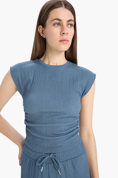 DeFacto Slim Fit Slim Fit Crew Neck Wrap Short Sleeve T-Shirt E3398Ax25Sp