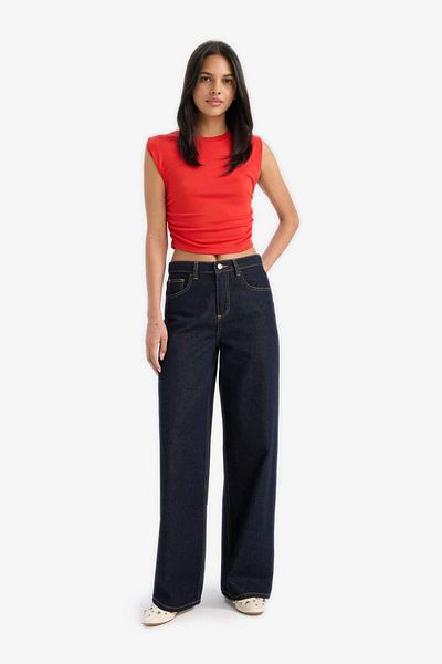 DeFacto Slim Fit Slim Fit Crew Neck Gathered Ribbed Undershirt F4422Ax25Sm