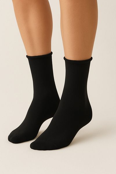KaeLaurean Women's 4-Piece Cotton Elastic Black Seamless Stretchy Non-Marking Long Non-Tightening Socks