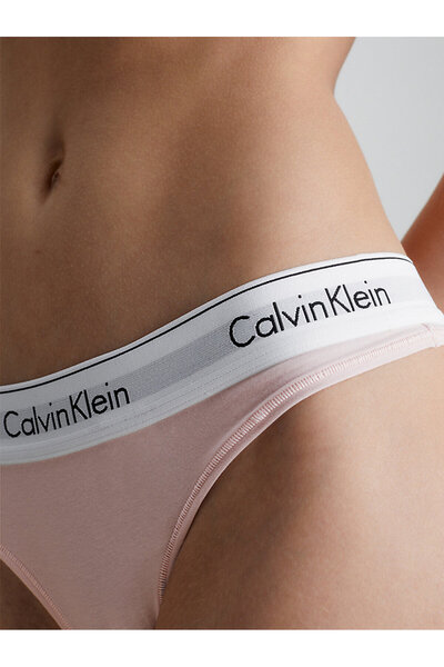 Calvin Klein Kadın Açık Pembe Tanga