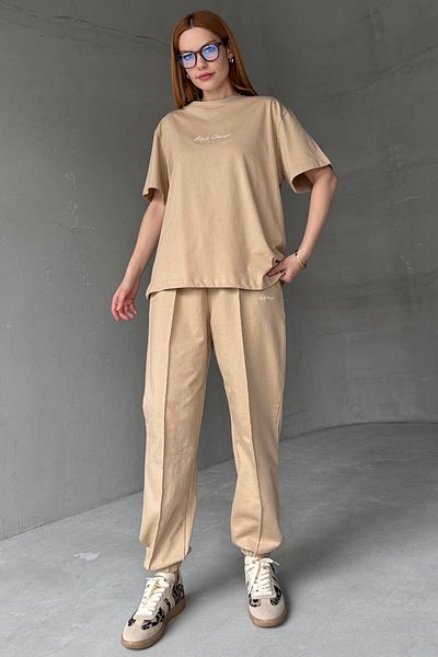Cappmoda TKM-0051 Σετ δύο τεμαχίων με ελαστικό παντελόνι με γραπτό μπλουζάκι με αλλαγή στυλ βιζόν