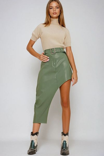 VAGGON Women's Green Asymmetrical Cut Belted Faux Leather Skirt Vgn-X10931