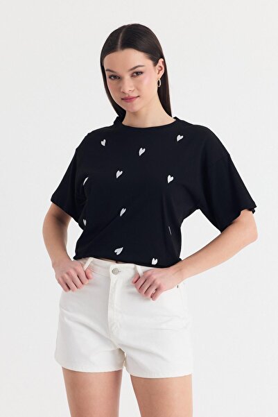 Rays Siyah Kalp Nakışlı Detay Oversize Tişört 2150-11
