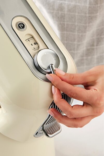 HOMEND Vintage Profashion 3027h Döküm Hamur Yoğurma Makinesi Krem 1500w 5,5l
