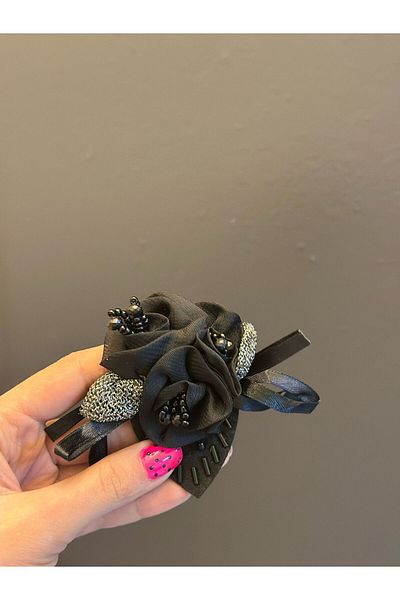Gönülden Tasarım Black Embroidered Flower Coat of Arms Sewing Accessory 8X7 cm