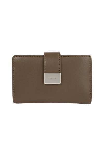 Calvin Klein Women Teak Hardware Snap Medium Bifold Wallet