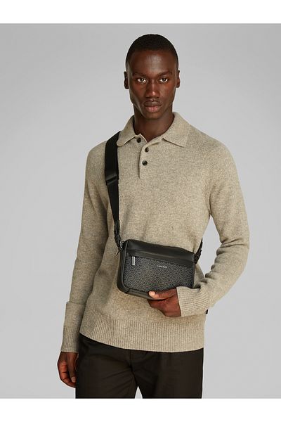 Calvin Klein Calvin Klein Black Must Camera Crossover Bag