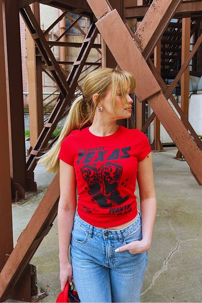 Bases Tricou imprimat cu maneca scurta