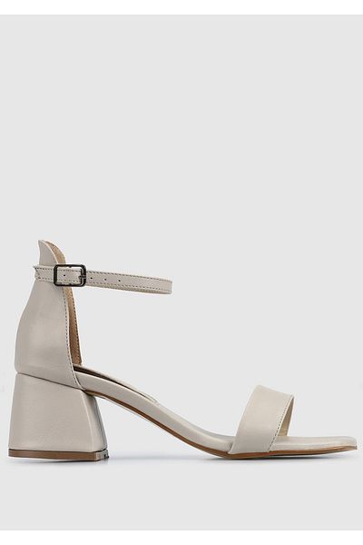 Provoq Women's Ecru Heeled Sandals