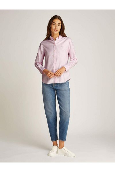 Tommy Hilfiger قميص نسائي وردي اللون ذو قصة عادية