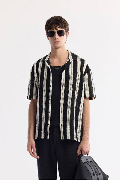Avva Men's Black Apaj Collar Patterned Openwork Knitted Short Sleeve Shirt A51Y2108