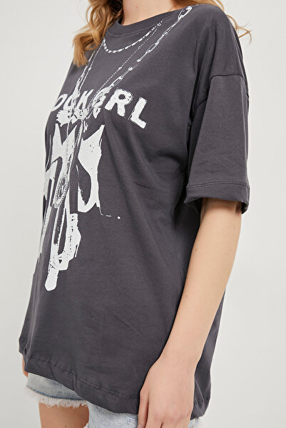 Arma Life Women's Rock Girl Printed Crew Neck Smoked T-Shirt