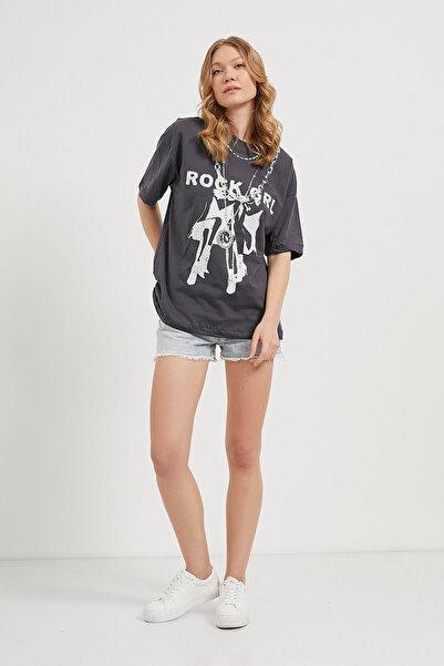 Arma Life Women's Rock Girl Printed Crew Neck Smoked T-Shirt