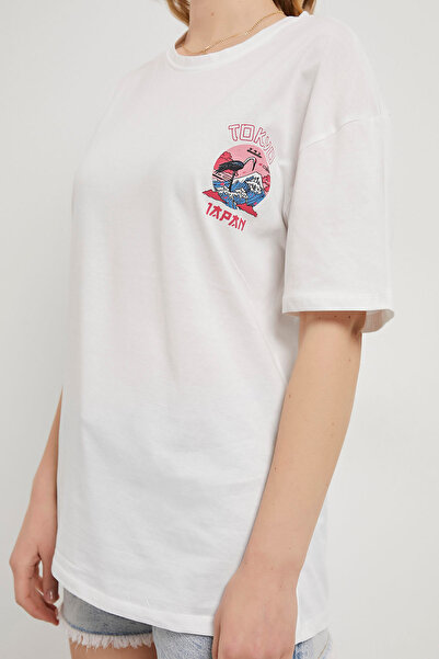 Arma Life Women's Tokyo Front Back Printed Oversize Ecru T-Shirt