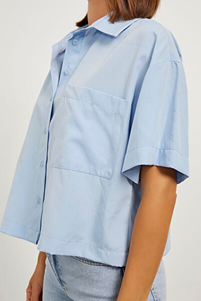 Arma Life Cămașă albastră crop cu mânecă scurtă oversize pentru femei