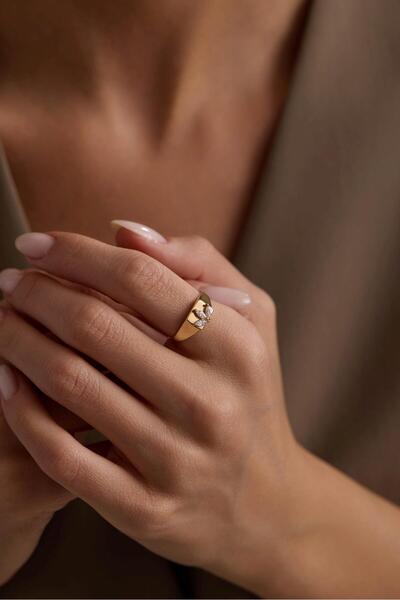 Tufanlar Kuyumculuk 14 Ayar Taşlı Lotus Şövalye Altın Yüzük