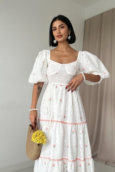 stiledavet online store Powder Lace Detailed Embroidered Dress