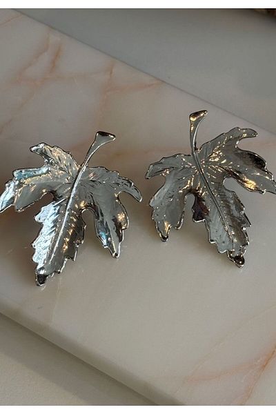 MioArt Stylish Troya Leaf Earrings
