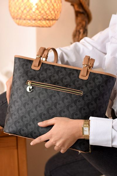 Cacharel Women's Large Size Hand and Arm Bag
