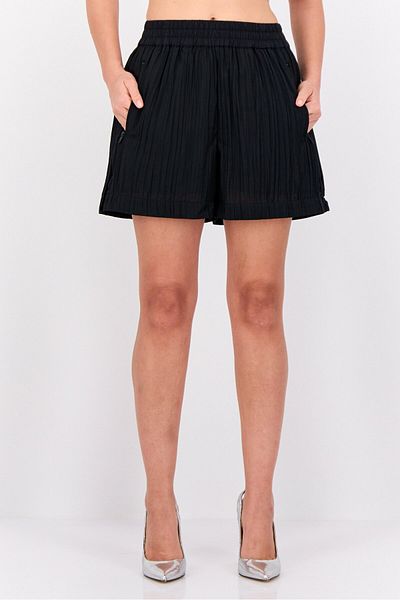 Esprit Women Pleated Basic Shorts, Black