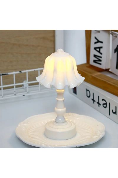 Choice White Shellflower Pleated Shellflower Bud Button Battery LED Table Lamps Desk Night For Bedroom Dini