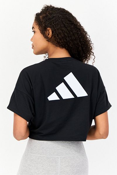 adidas Women Sportswear Fit Short Sleeves Outdoors Crop T-Shirt, Black