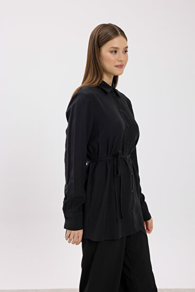 Birgül Bektaş Black Belted Shirt