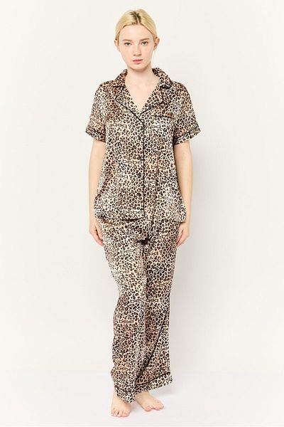 Bebe Women 2 Pieces Animal Print Pajama Set, Multicolor