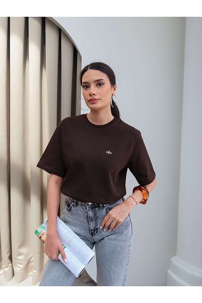 ESRAHELVACI Πρωτότυπο T-Shirt με λαιμόκοψη
