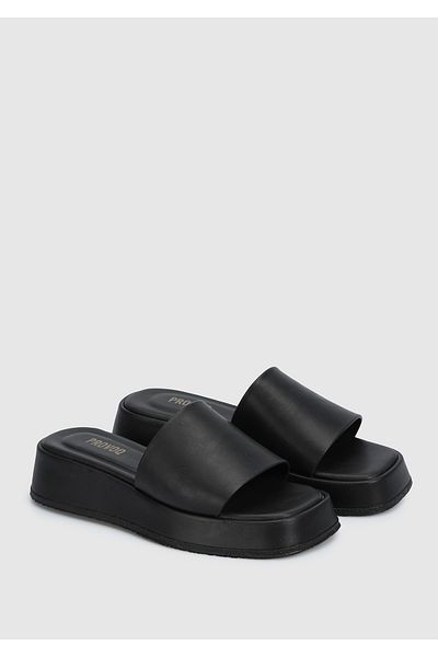 Provoq Women's Black Slippers