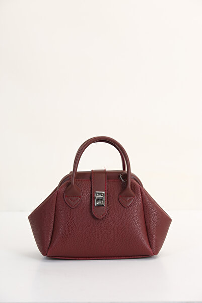 byFOX Fashion Burslu Ufak Boy Önü Kilitli Çapraz Omuz Çantası