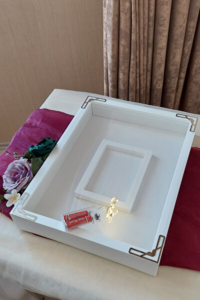 Verda Çerçeve 30x40 Cm Ledli Beyaz-modern(GÜMÜŞ) Fotoğraf Bölümlü Tasarım Gül...