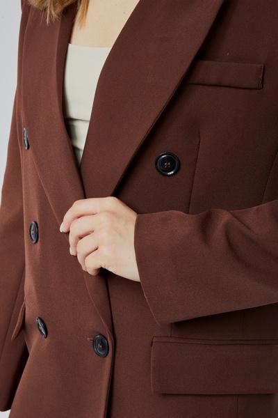 Bolivente Горчиво кафяво сако с голям размер и двоен ред, подплатено