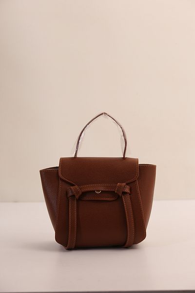 byFOX Fashion Чанта с капак през рамо и велур от модел ZR