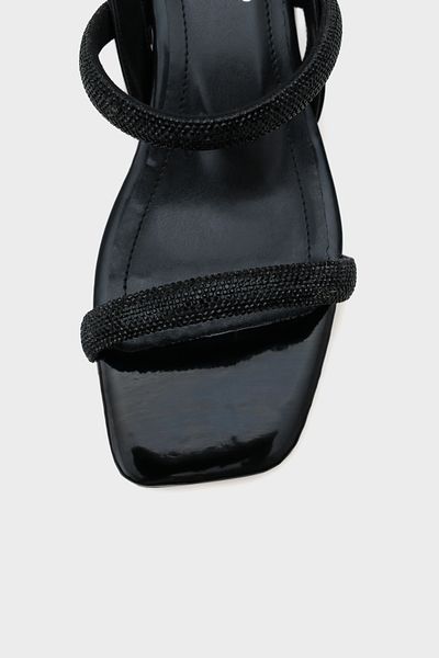 Capone Outfitters Sandały damskie Coral Blunt Toe Stoned Double Thick Strap Short Heeled ze skóry lakierowanej