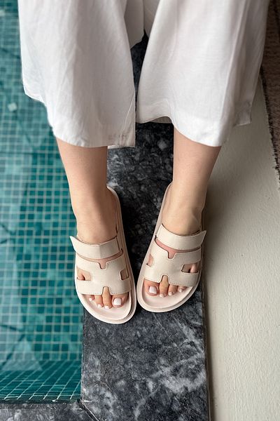 SHOEBELLAS Arthur Beige Skin Velcro Detailed Women's Slippers