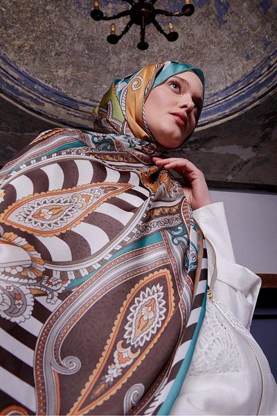 Levidor Indian Silk Shawl Green 504-04