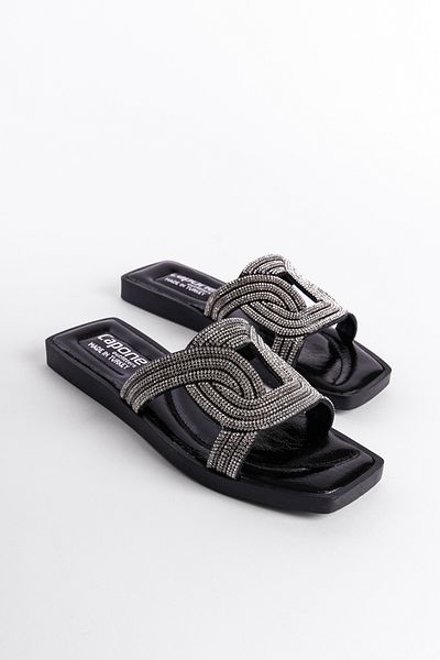 Capone Outfitters Hausschuhe mit Steinen