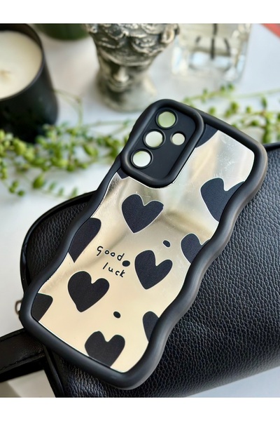 Go Aksesuar Galaxy M15 Uyumlu Aynalı Siyah Kalp Tasarımlı Silikon Kılıf