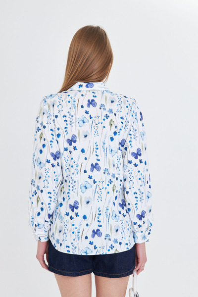 armonika Жіноча сорочка з V-подібним коміром і рукавами-ліхтариками ARM-25Y0016