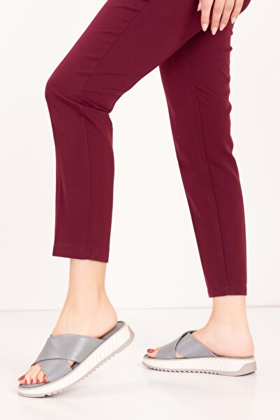 Gondol Hakiki Deri Anatomik Taban Rahat Çapraz Terlik Kla.6030 Gri