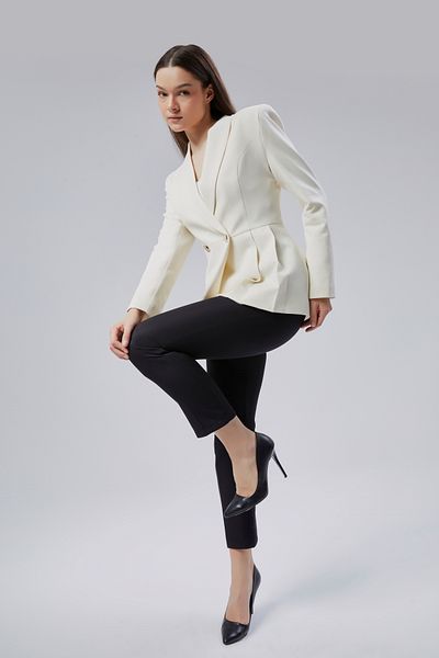 Bolivente Ecru Regular Fit Pleat Detailed Blazer Jacket