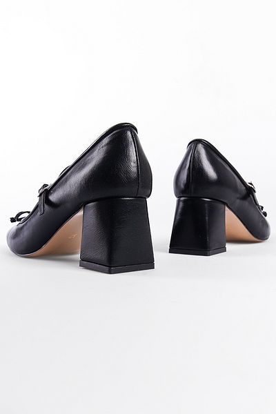 Capone Outfitters Damenschuhe mit mittelhohem Absatz – Riemchendesign