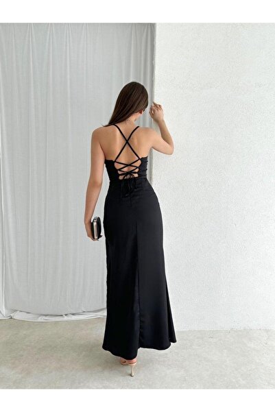 Genel Markalar Korse Formlu Sırt Dekolteli Derin Yırtmaçlı Ince Askılı Midi Siyah Elbise