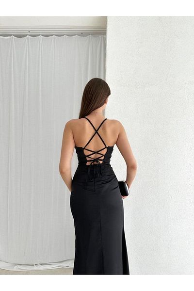 MİSSCİXFASHİON Corset-Shaped Back Low-Cut Deep Slit Thin Strap Midi Black Dress