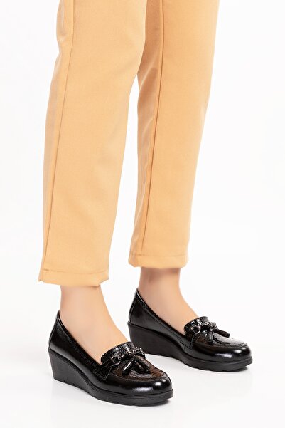 Gondol Kadın Hakiki Deri Dolgu Topuk Rahat Şık Anne Ayakkabısı Ell.6821