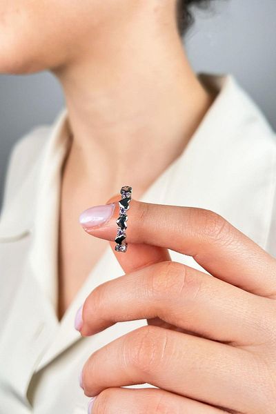 Sose Moda Thin Ring with Heart and Purple Stone - Silver