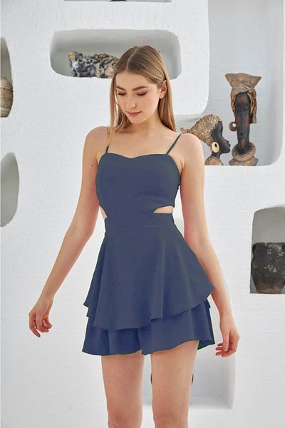 FASHION COCKTAIL Pantaloni scurți de cocktail de noapte negri cu elastic la spate, salopetă, rochie cu bretele și fereastră laterală