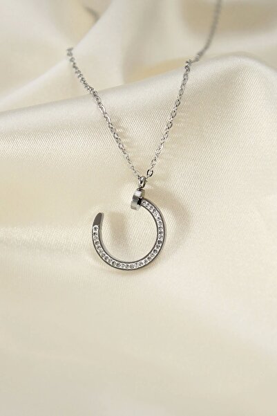 Clariss قلادة نسائية من الفولاذ باللون الفضي وحجر الزركون على شكل أظافر