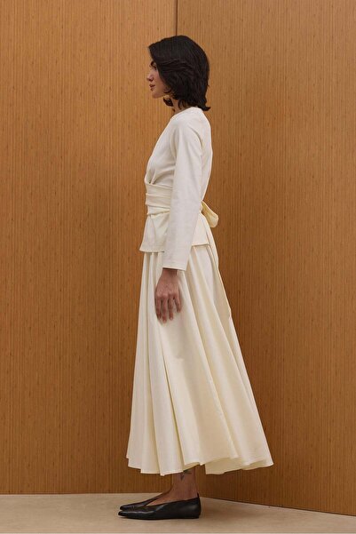 Tailors Room Tie Detailed Suit - Ecru